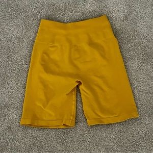 Alphalete Amplify Golden Hour Biker Shorts